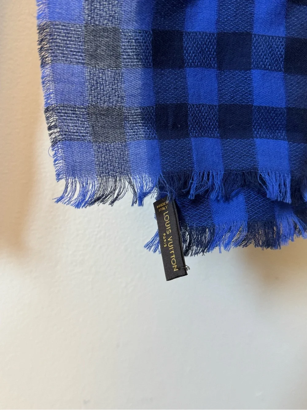 Louis Vuitton Masai Gingham Cotton Scarf - Picture 5 of 9